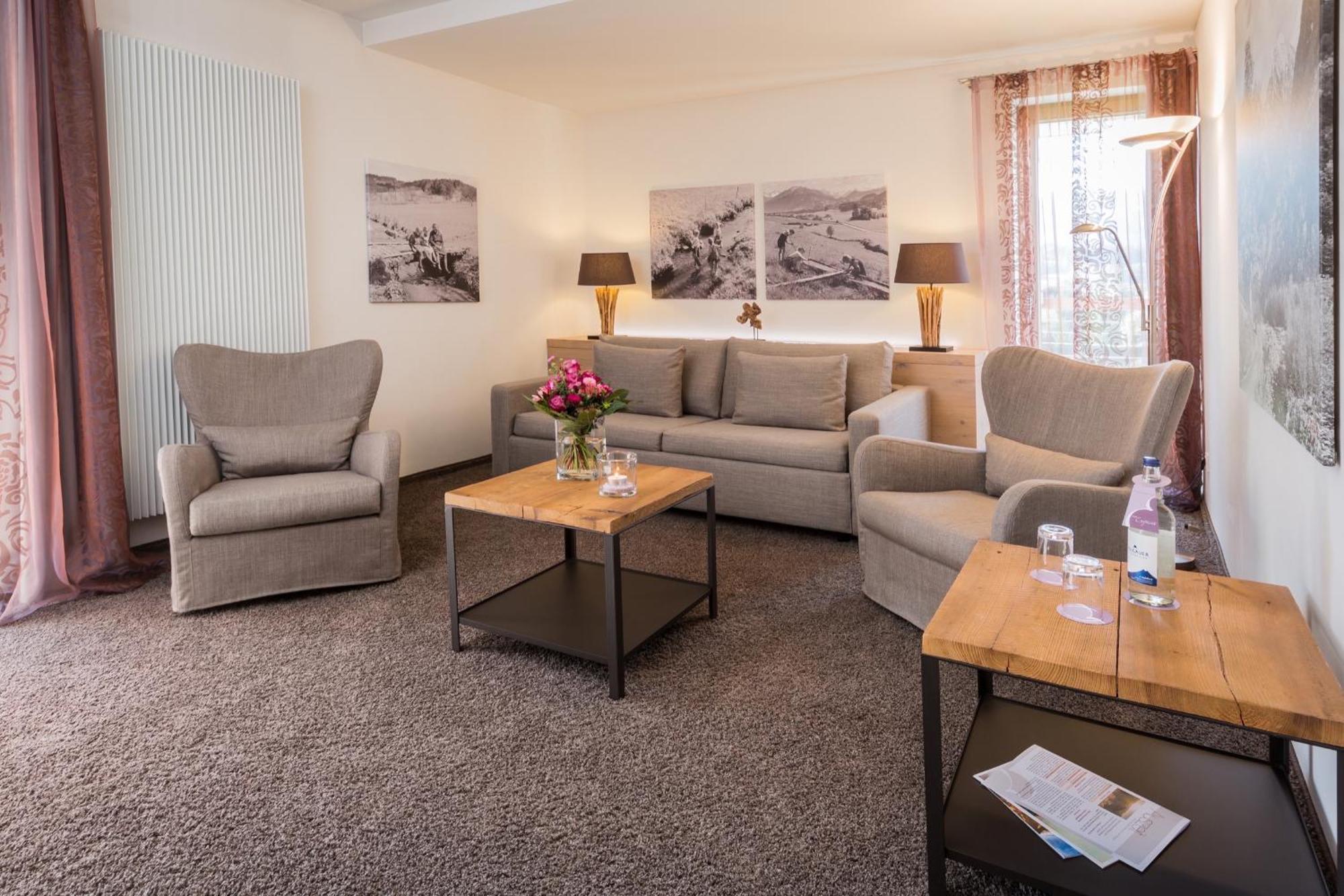 Hotel Exquisit 4*